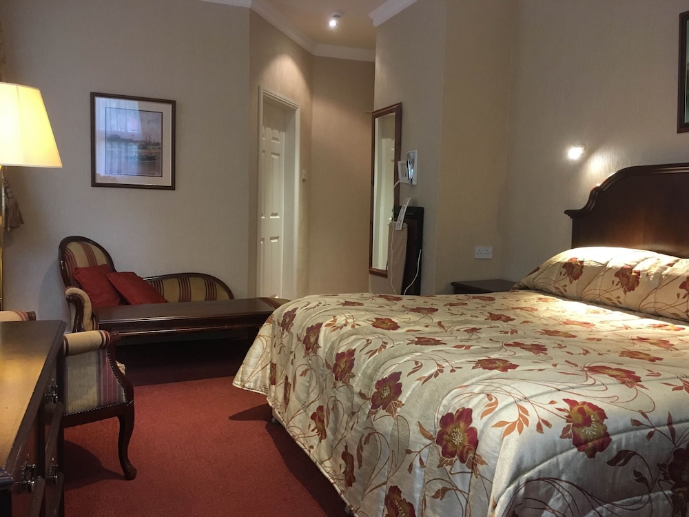 Standard Double or Twin Room, Non Smoking, Private Bathroom