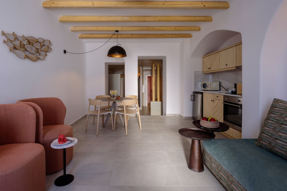 Cave Villa - Photo 8