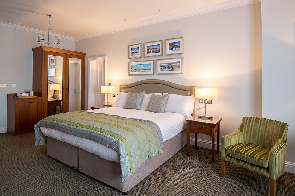 Premier Double or Twin Room photo 2