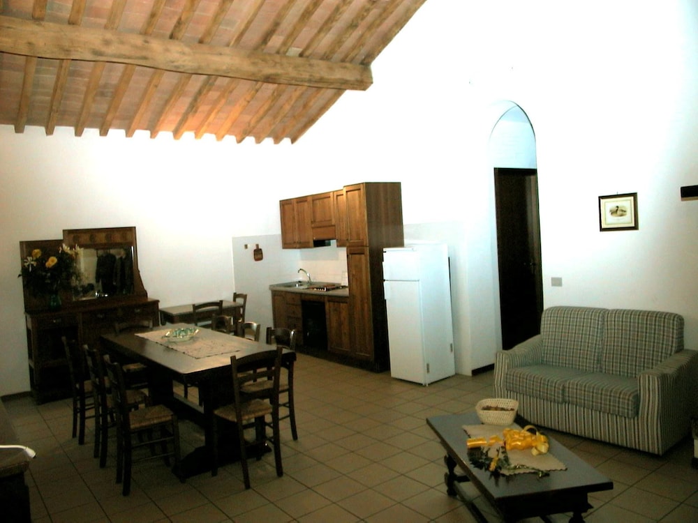Comfort Apartment, 2 Bedrooms photo 2
