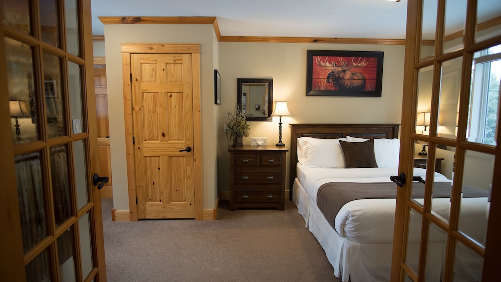 Cedar Chalet photo 3