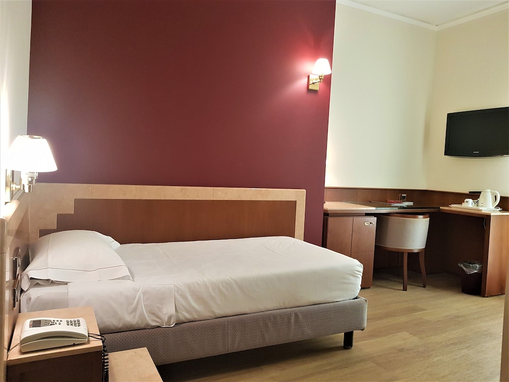 Deluxe Single Room