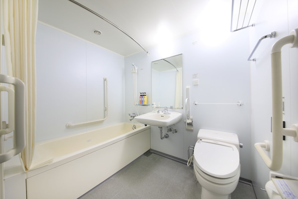 Universal Room, Non Smoking (For 2 People) photo 3