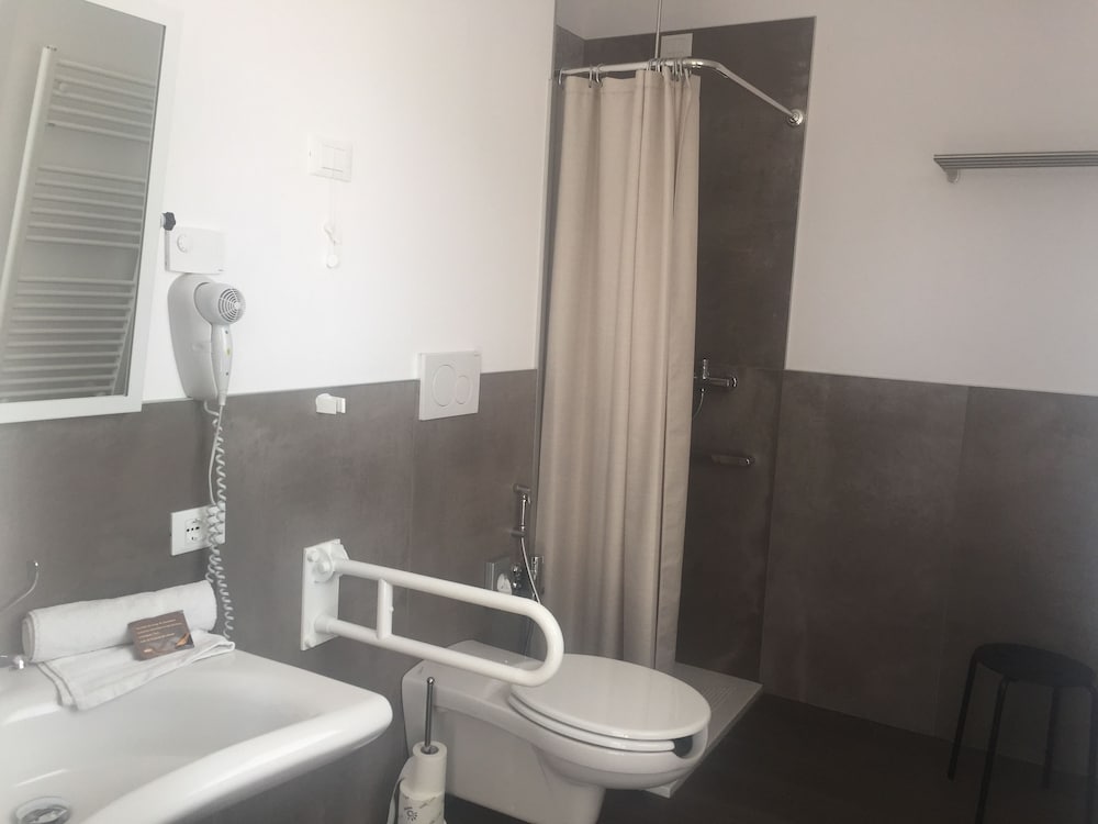 Pove 2.4 Hotel, Zdjęcie 5
