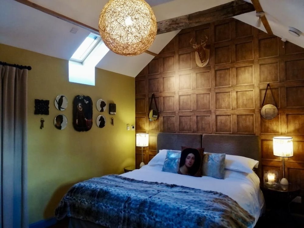 Design Room, 1 King Bed, Non Smoking, Courtyard View photo 1