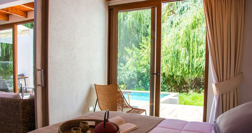 Luxury Villa, Private Pool, Beachfront photo 3