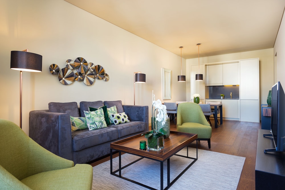 Apartment, 1 Bedroom, Non Smoking (8 Building) photo 3