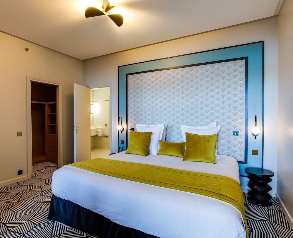 Family Suite, Balcony, Lake View
