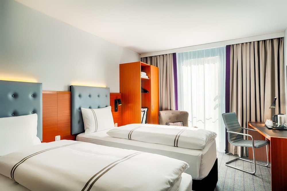 Standard Twin Room photo 2