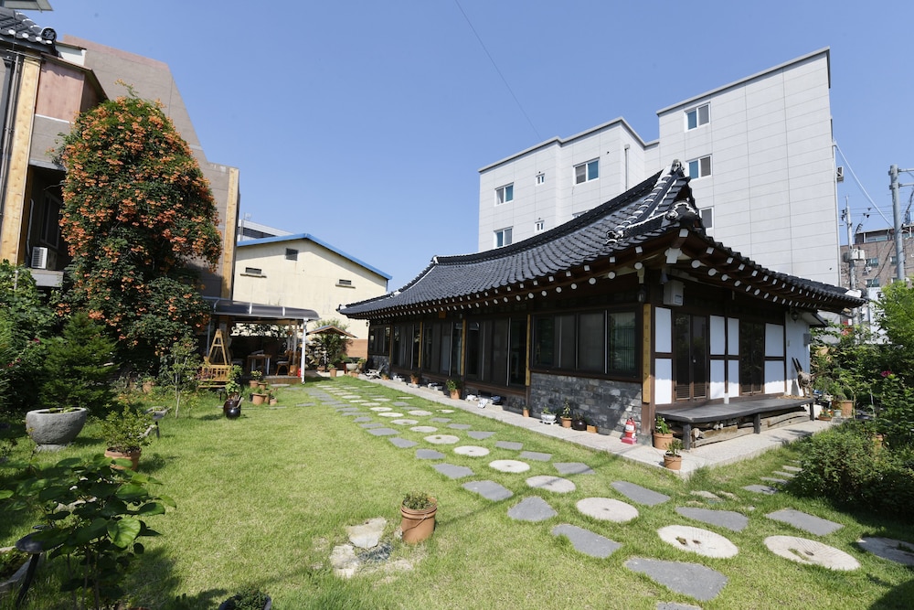 Traditional Twin Room (Ondol, 22sqm) - Photo 4