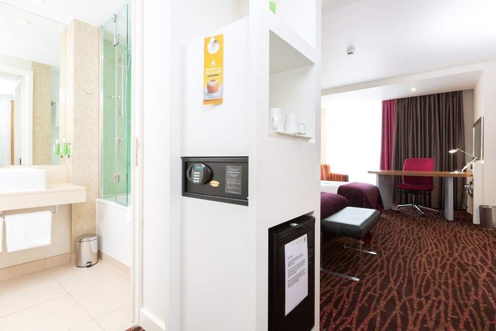 Standard Room, 2 Twin Beds - Photo 4