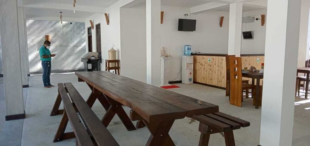 Deluxe Double or Twin Room, 3 Bedrooms, Pool View photo 3