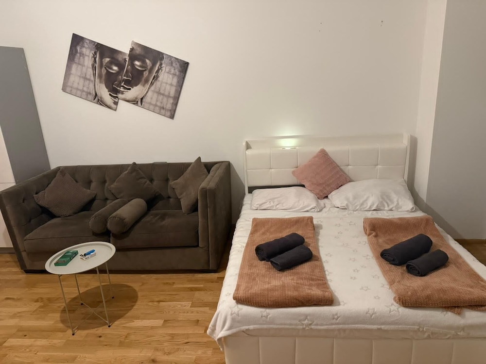 Basic Apartment