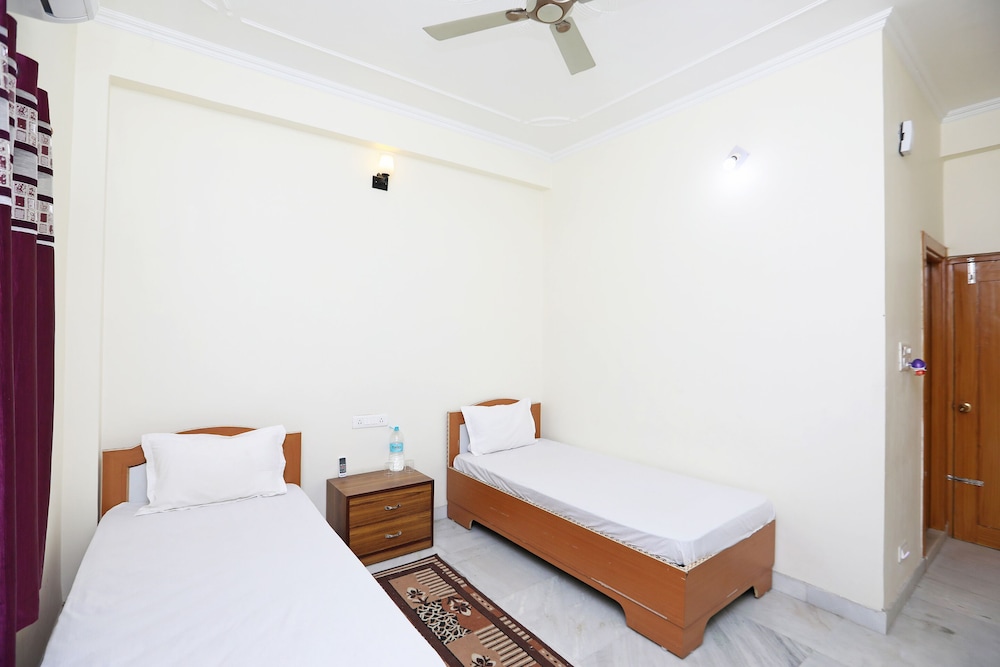 Standard Double Or Twin Room photo 3