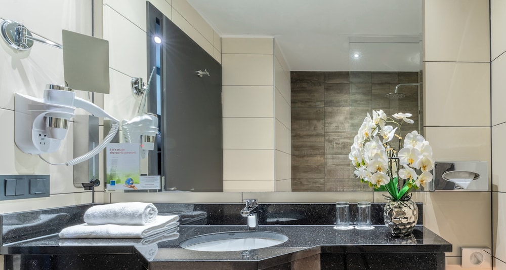 Standard Double Room - Photo 6