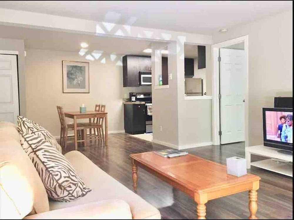 Comfort Apartment, 2 Bedrooms, Kitchen photo 2