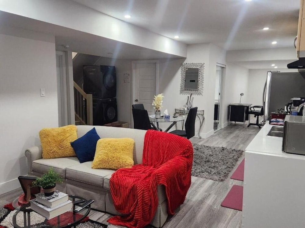 House, 1 Bedroom, Lake View