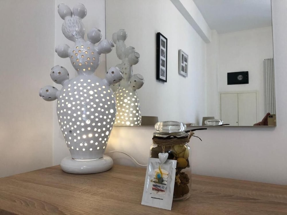 in the Heart of the City of Bari, 写真 33