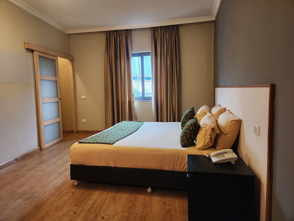 Senior Apartment