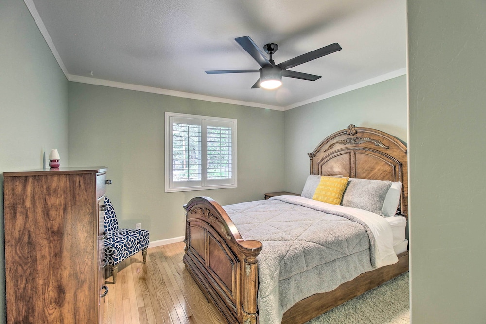 House (4 Bedrooms) photo 2