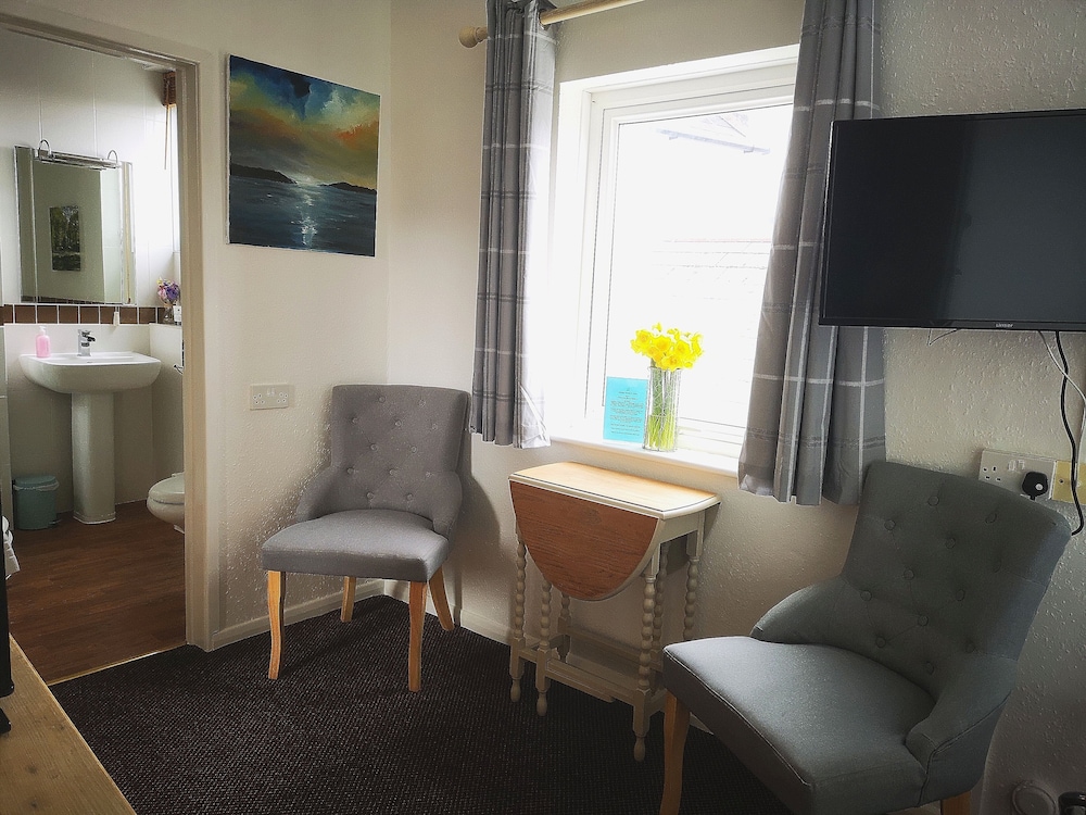 Superior Room (First Floor Room 8) photo 2