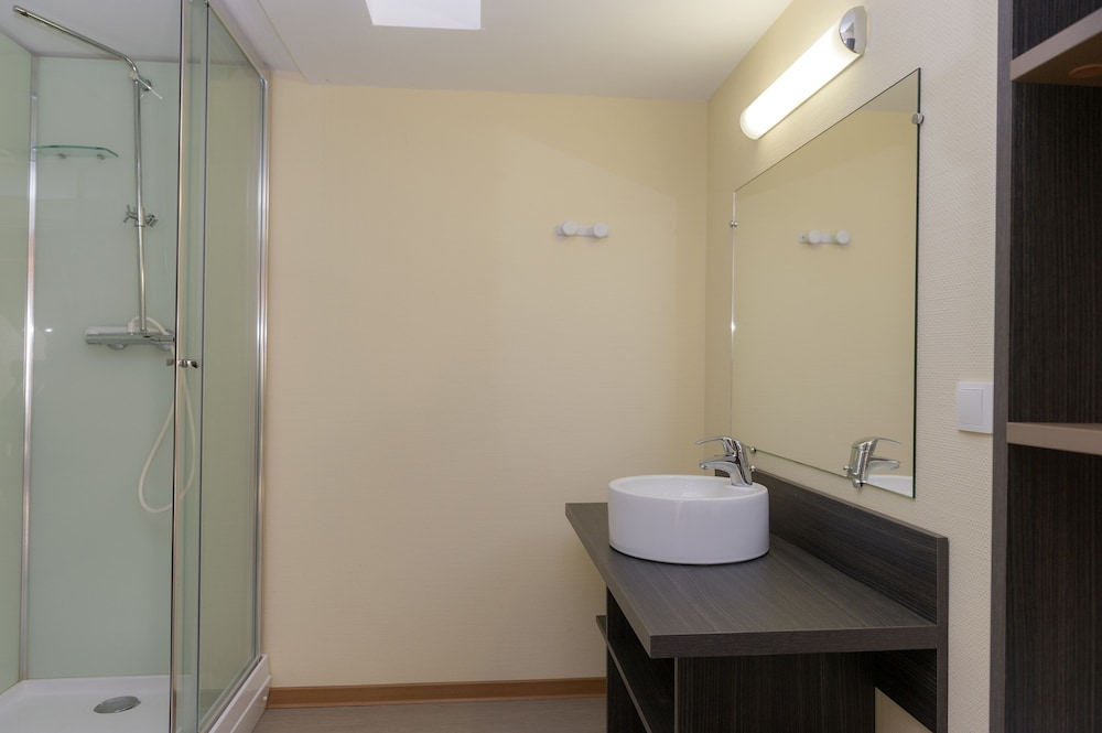 Family Chalet (2/4 personnes) photo 2