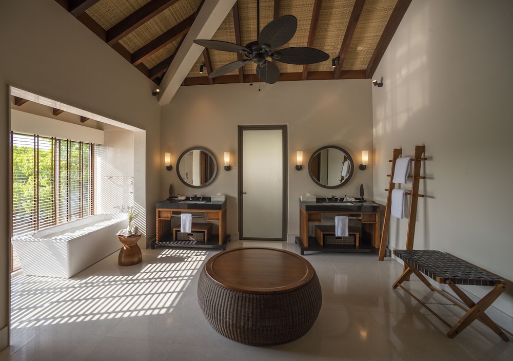 Deluxe Villa, 1 Bedroom (Sunrise Deluxe Beach Pool Villa) photo 2