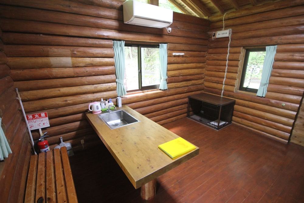 Cabin, Pets Allowed photo 2