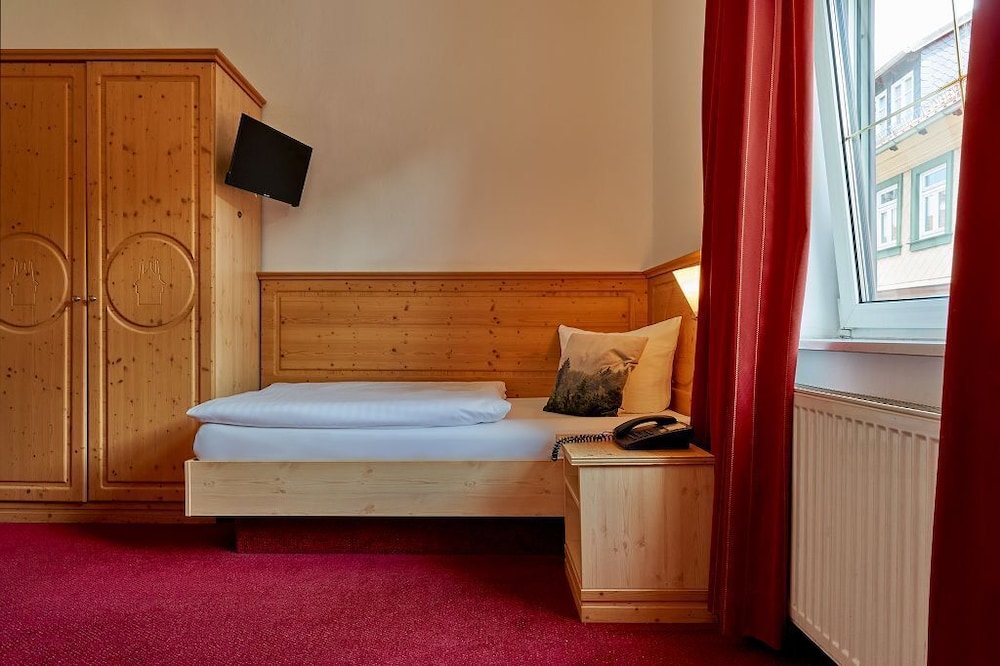 Comfort Single Room