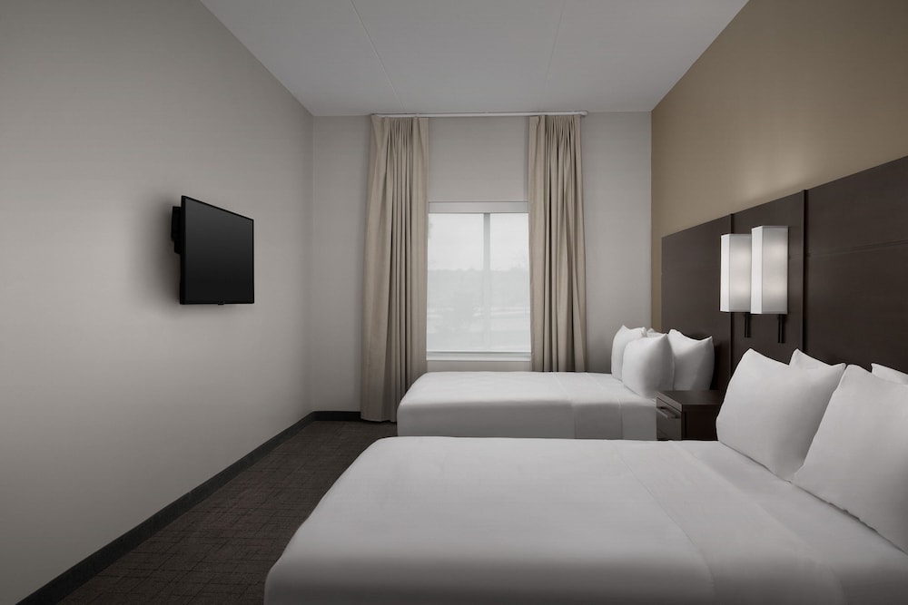 Suite, 1 Double Bed (Mobility Accessible, Roll-in Shower) photo 1