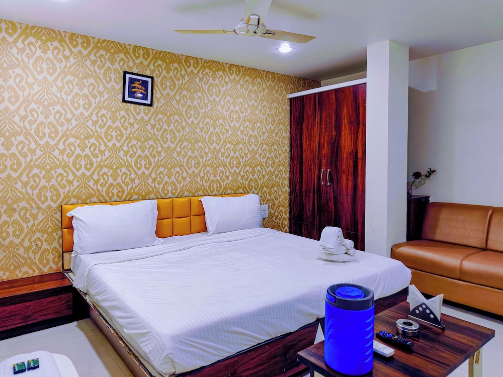 Deluxe Room, City View