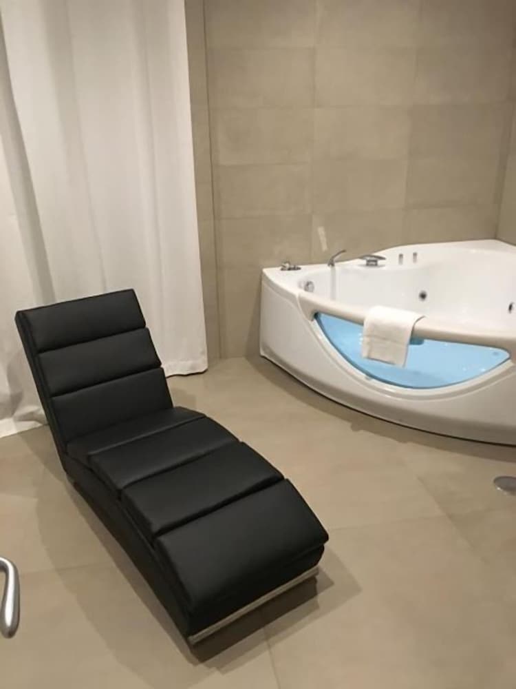 Deluxe Double Room, Balcony photo 3