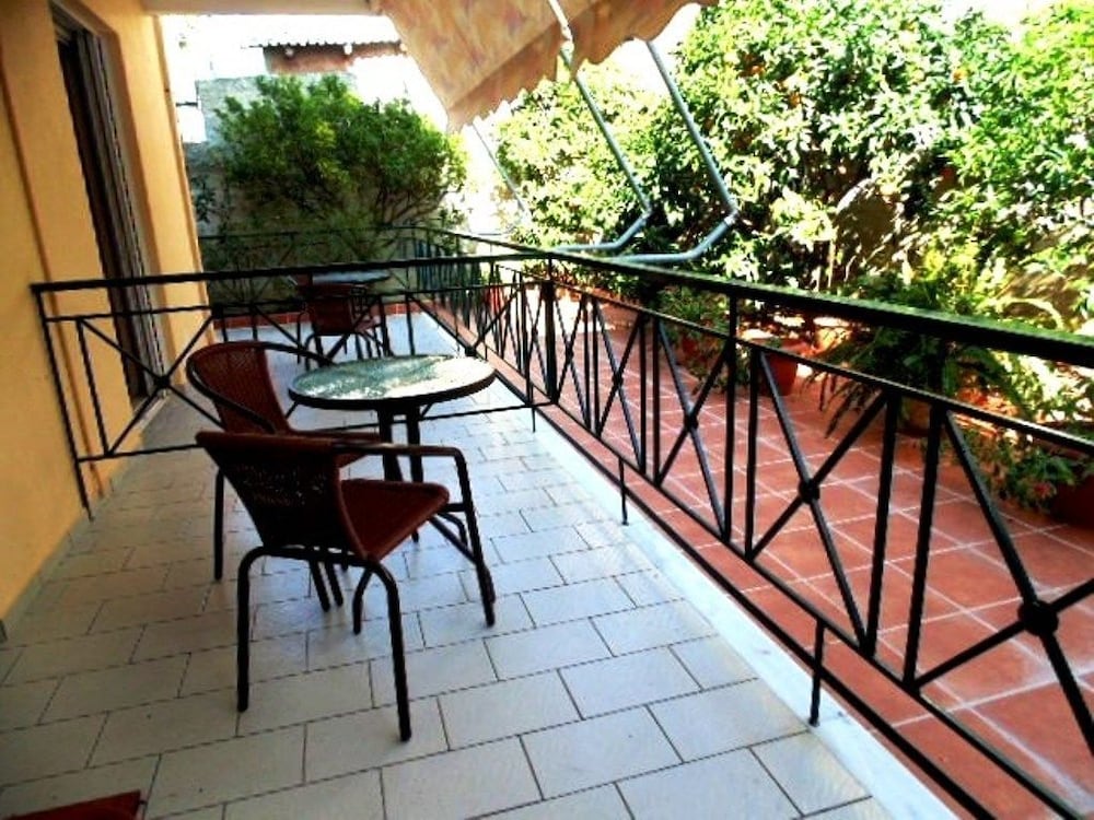 Family Studio, Courtyard View, Ground Floor photo 2