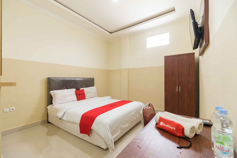Double Room (Reddoorz)