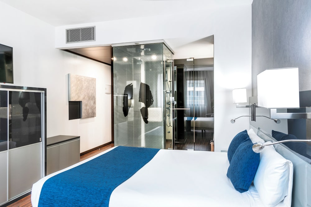 Standard Room, 1 Double Bed - Photo 2