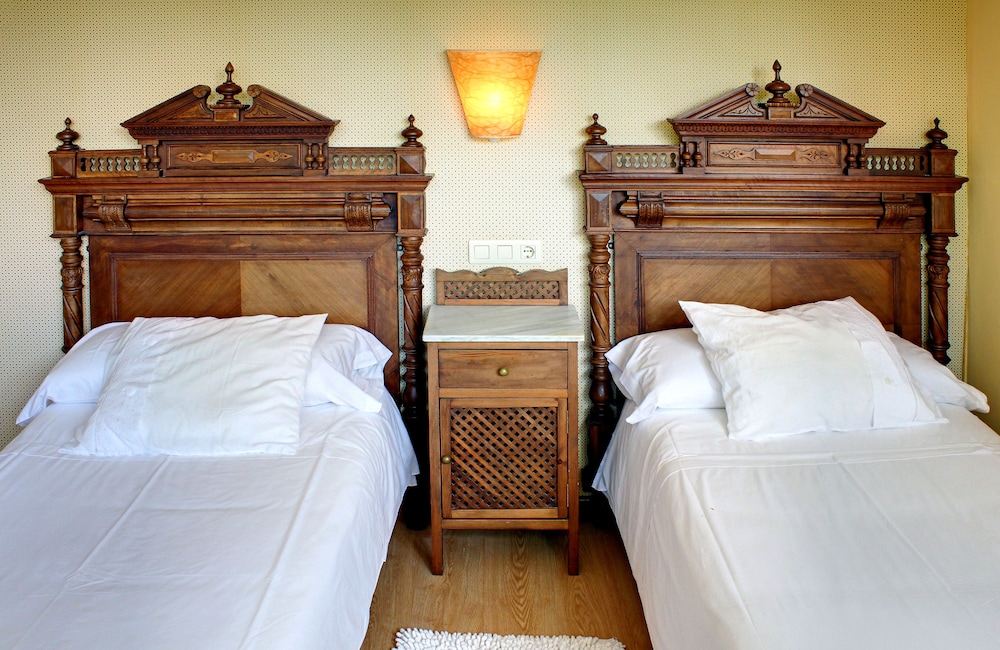 Family Suite, 1 Double Bed, Garden View photo 2