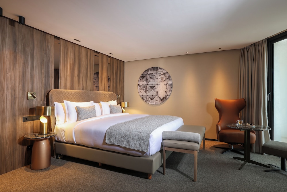 Deluxe Room, 1 Double Bed, Terrace