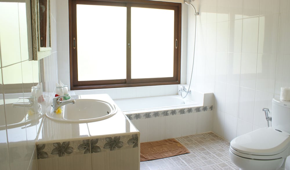 Deluxe Room, 1 Bedroom, Terrace, Garden View - Photo 12