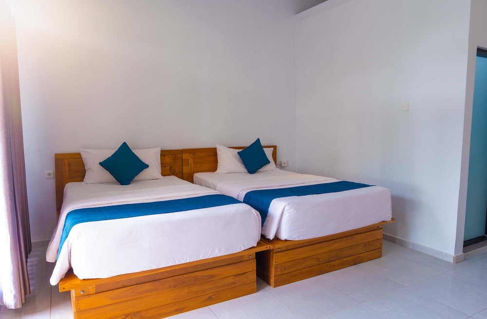 Standard Twin Room, 1 Bedroom, Non Smoking, Garden View - Photo 6