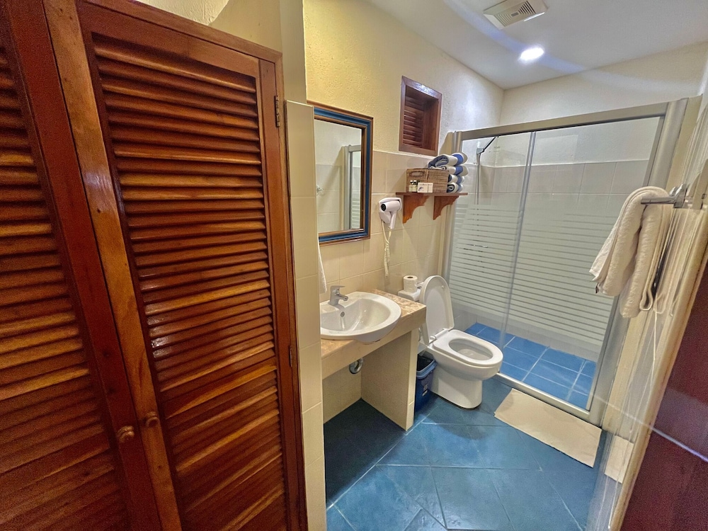 Standard Room - Photo 6