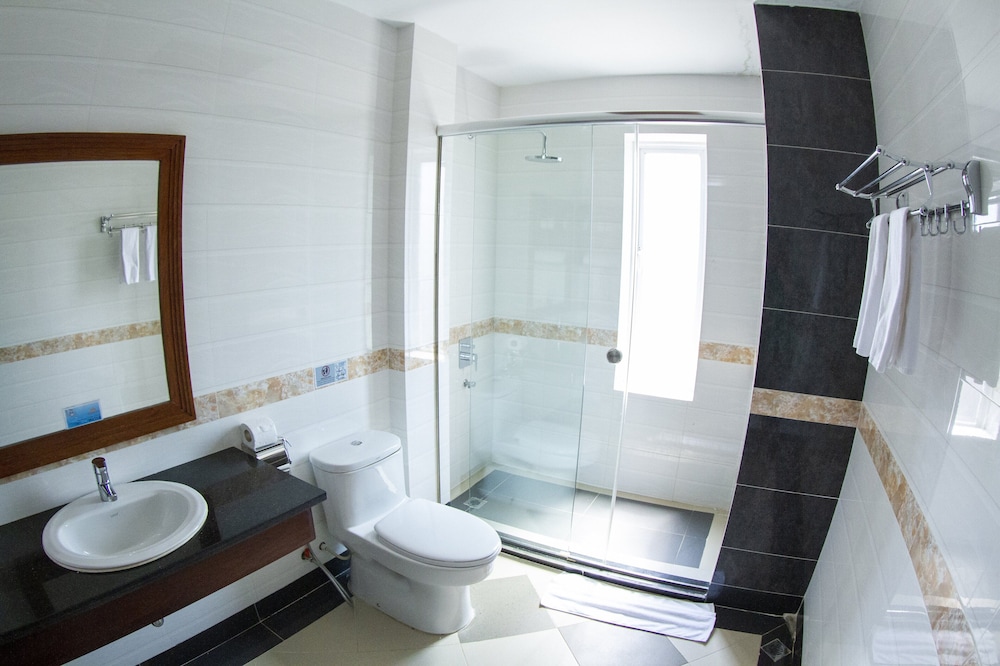 Superior Twin Room - Photo 13