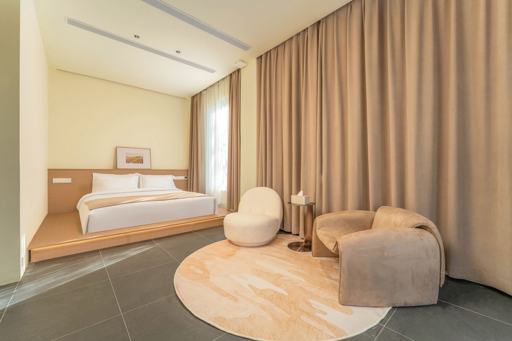 Panoramic Double Room, Garden View
