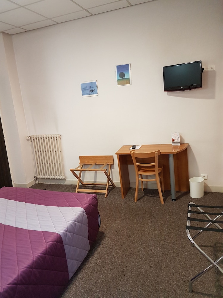 Standard Double Room photo 3