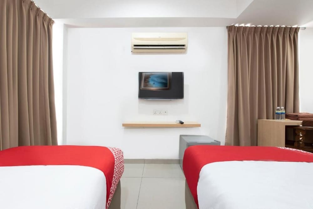 Deluxe Twin Room photo 1