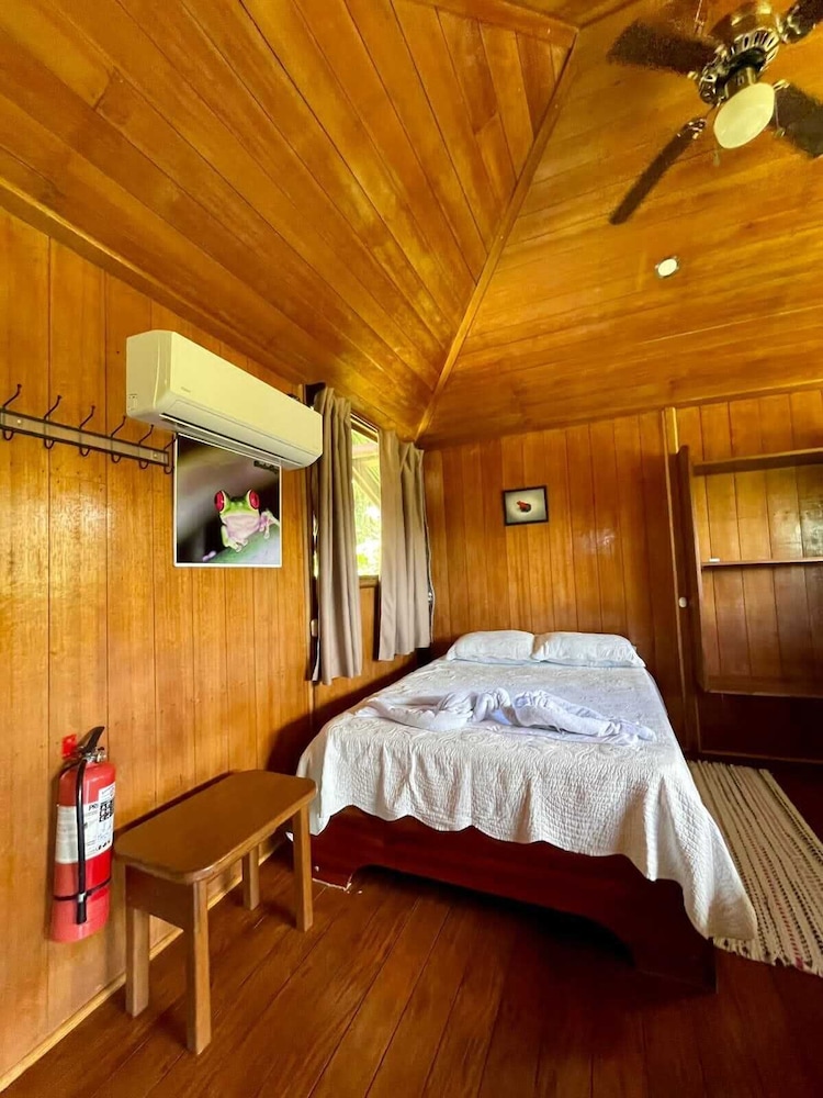 Cabin, 1 Bedroom, Balcony, Partial Sea View photo 3