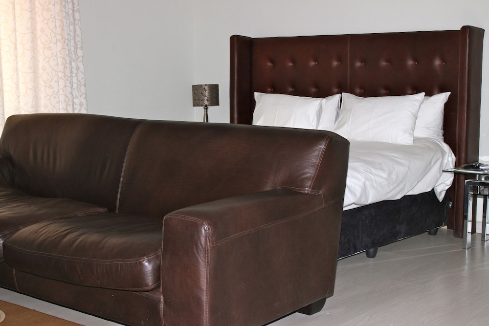 Superior King Room photo 1