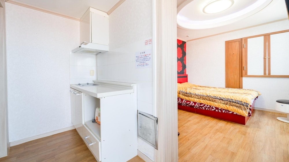 Basic Room, 1 Bedroom (306.) - Photo 7