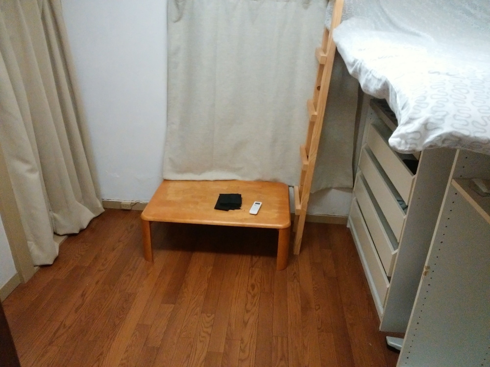 2 Bedrooms Apartment photo 2