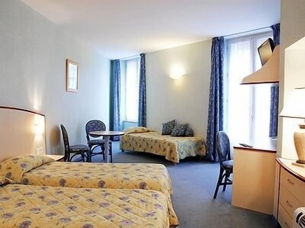 Triple Room photo 2