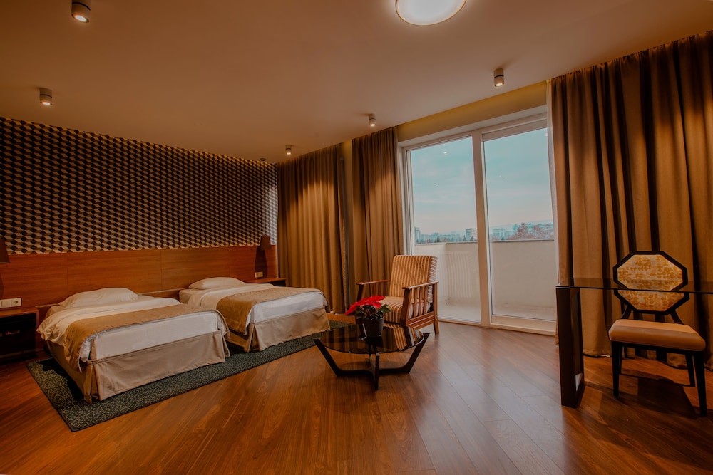 Standard Twin Room photo 1
